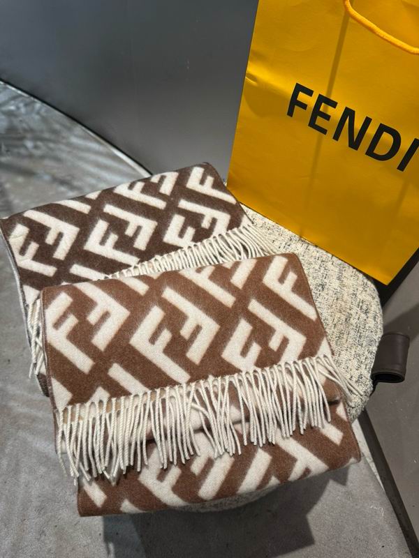 Fendi scarf 35X180cm E112857